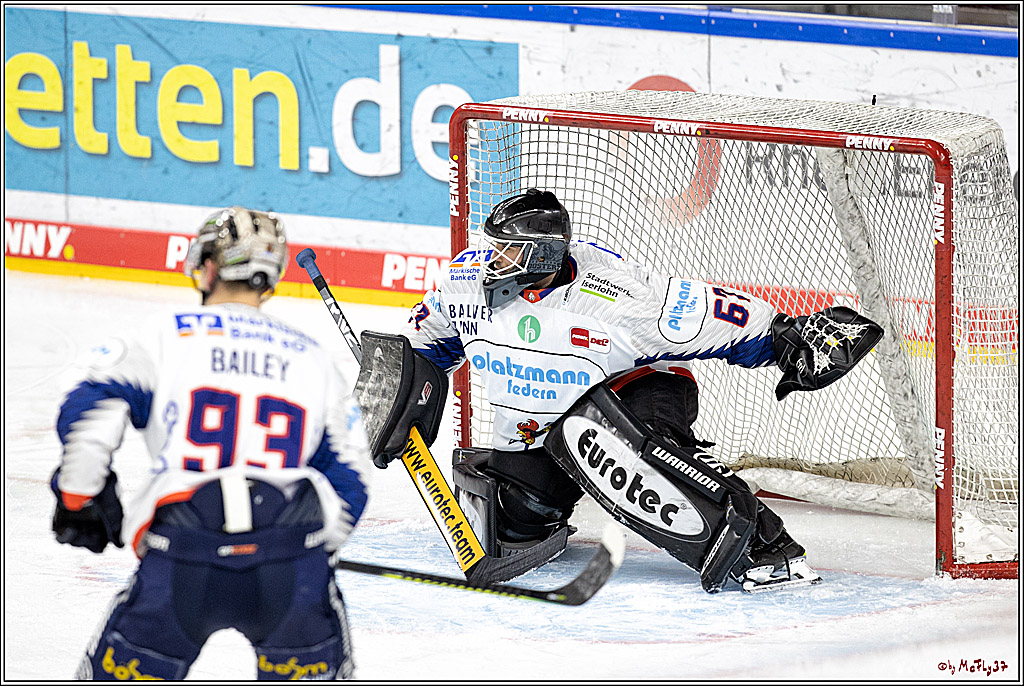 PENNY DEL;  Koelner Haie - Iserlohn Roosters; Koeln, 20.02.2022